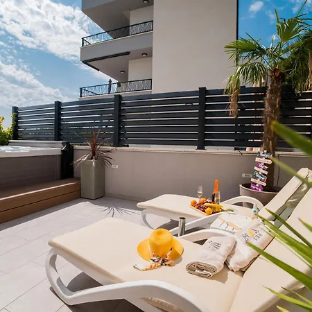 Lejlighed Luxury Karigo *