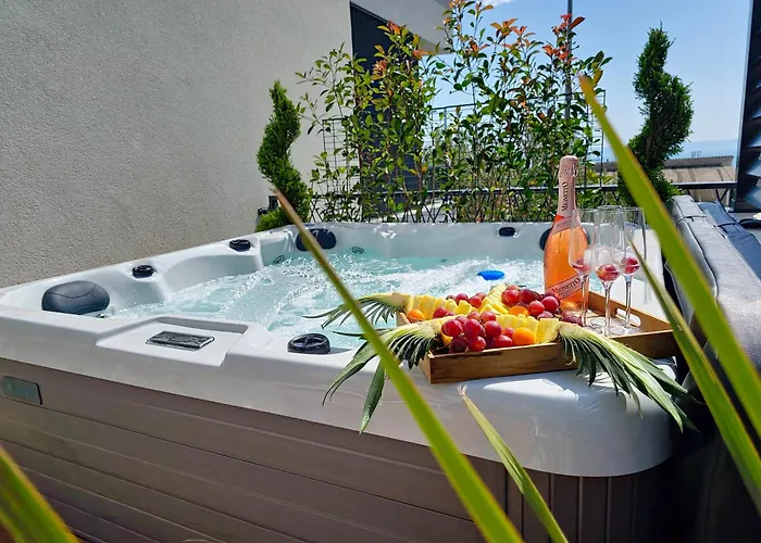 Luxury Karigo *