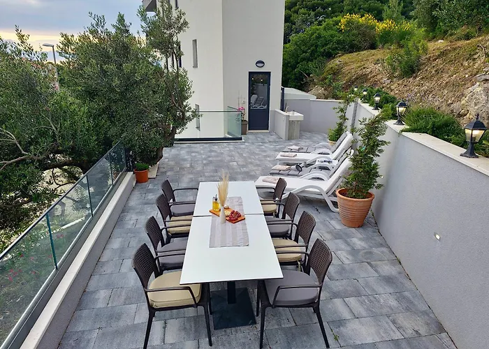 Luxury Karigo Apartman Makarska