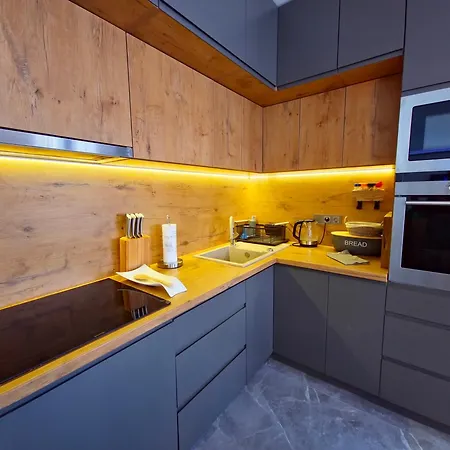 Luxury Karigo Apartman Makarska