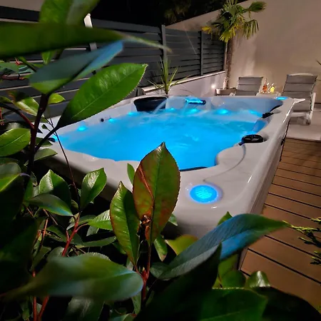 Apartman Luxury Karigo *