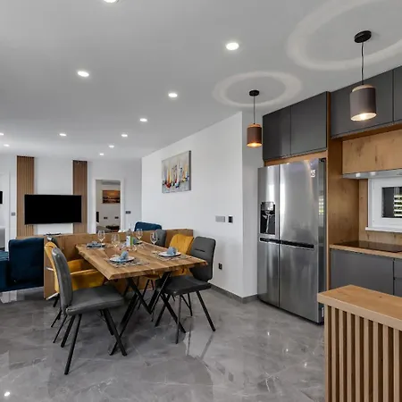 Luxury Karigo Apartman