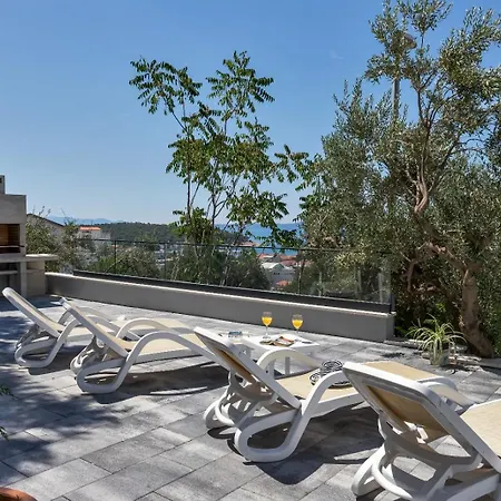 Luxury Karigo Apartman Makarska